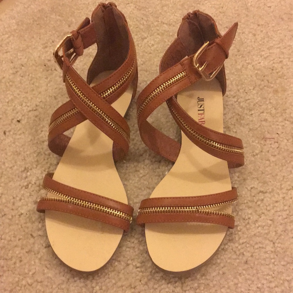 JustFab gladiator sandals in orangish tan. Size 7